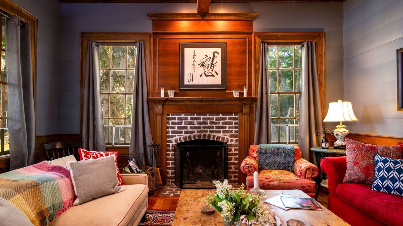 Photo of Livingroom in Charleston County