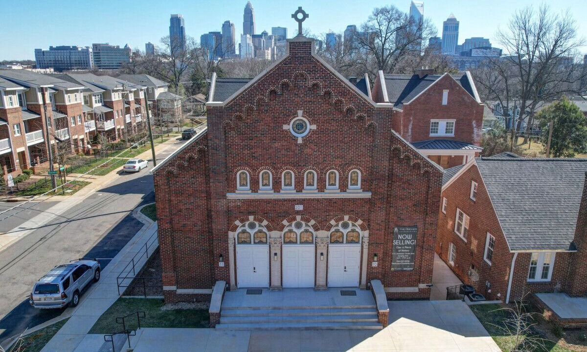 Photo of Outdoor in Wesley Heights