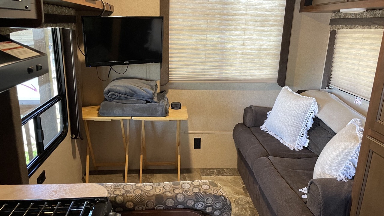 Photo of Livingroom in Dandridge