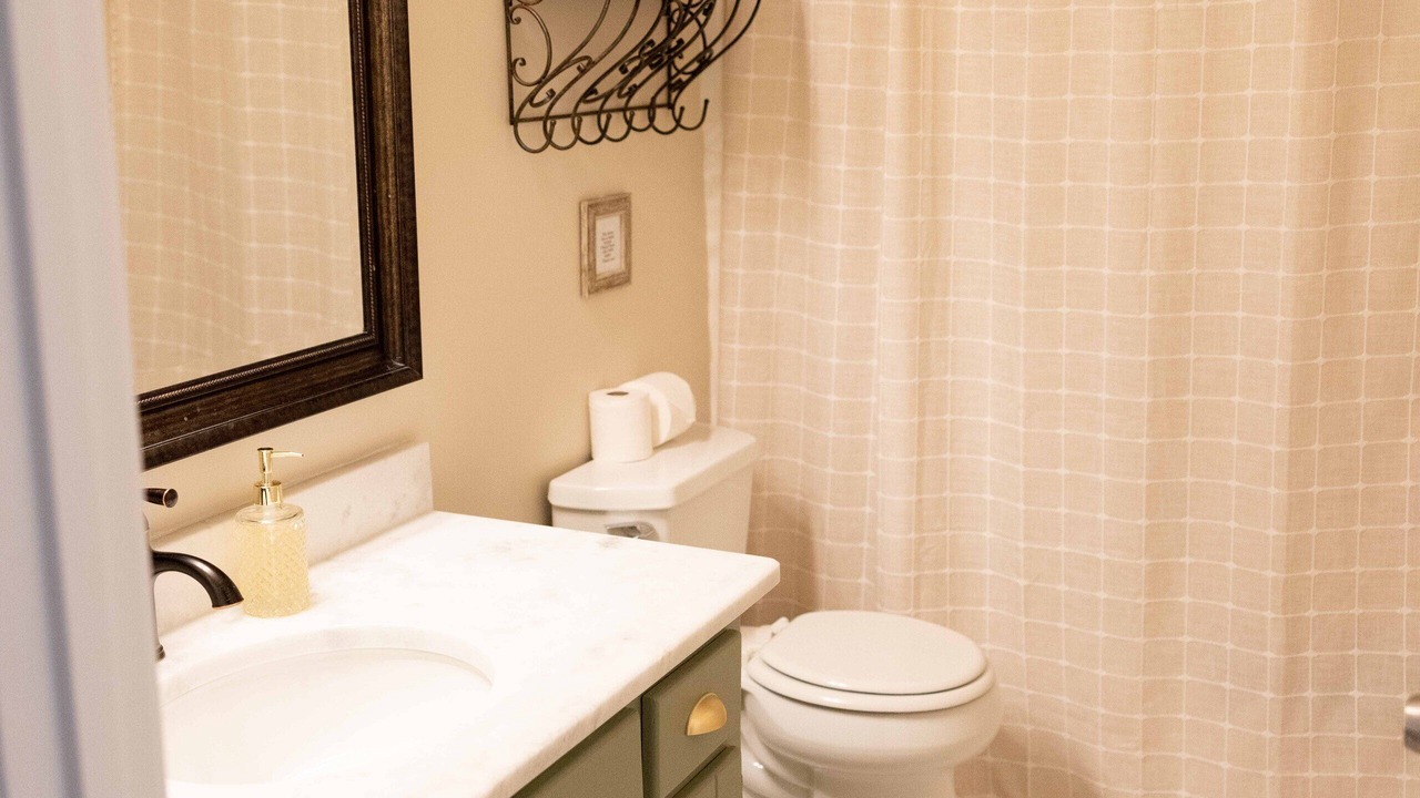 Photo of Bathroom in Acworth