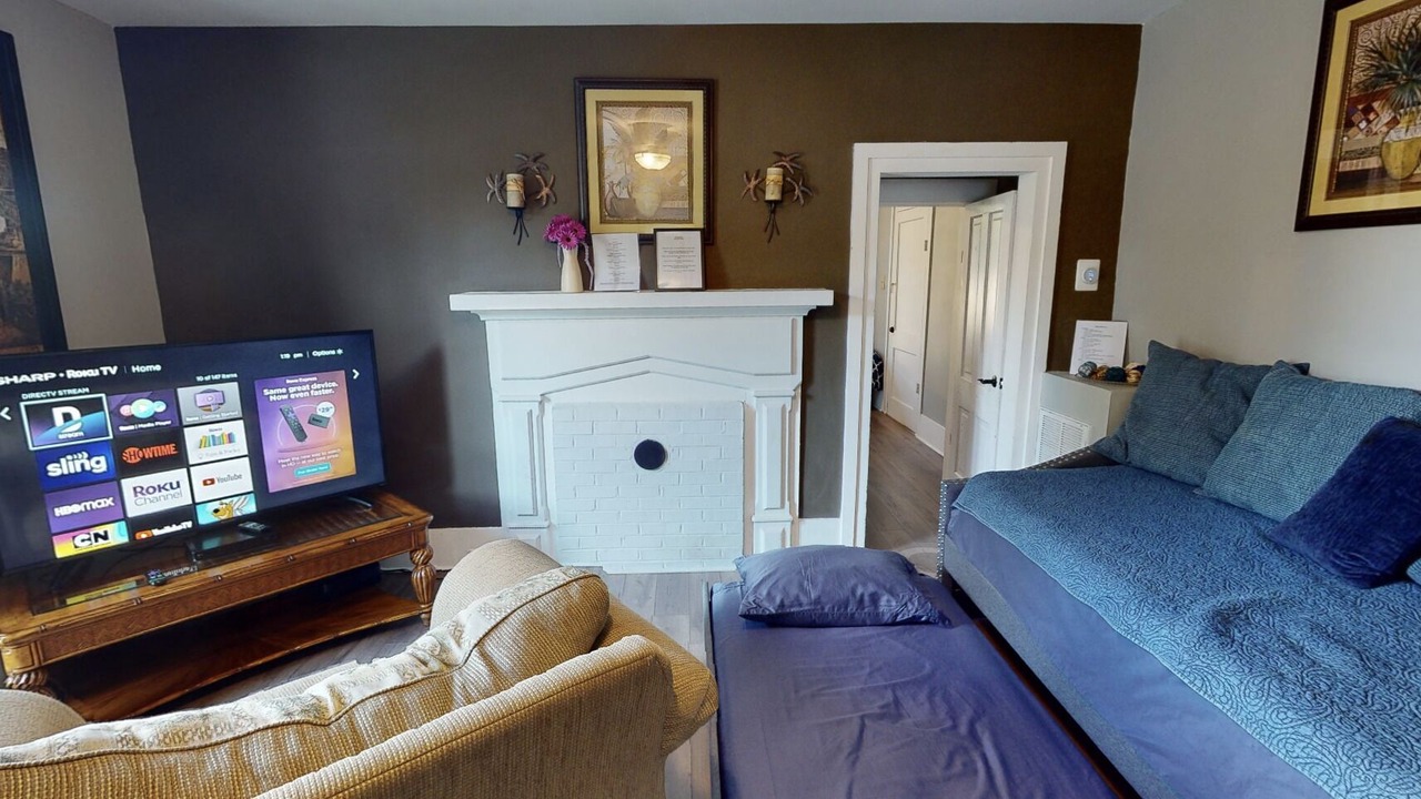 Photo of Livingroom in Mooresville