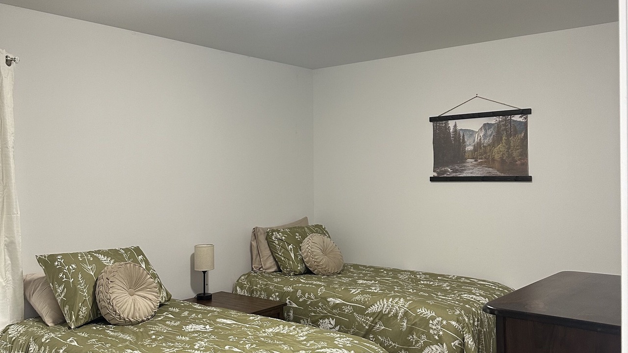 Photo of Bedroom in Guntersville
