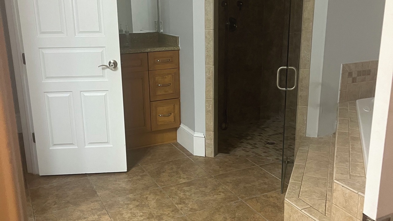 Photo of Bathroom in Callahan