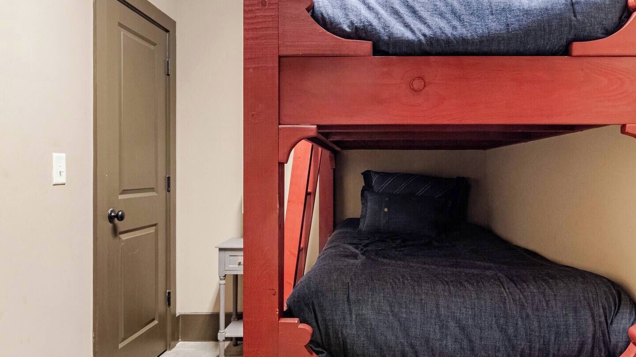 Photo of Bedroom in Logan