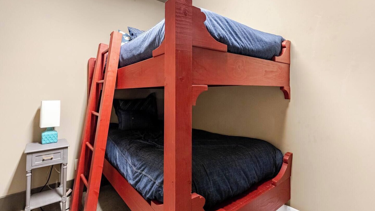 Photo of Bedroom in Logan