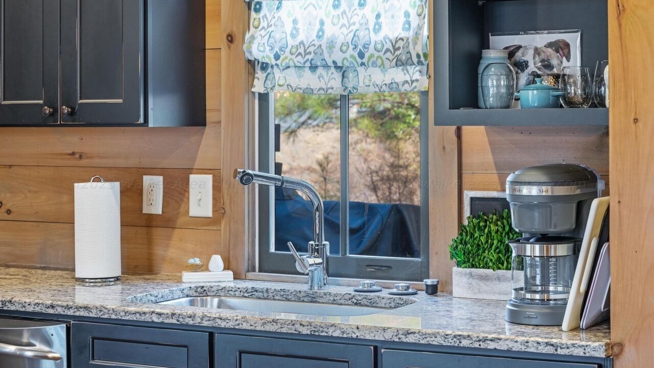 Photo of Kitchen in Logan