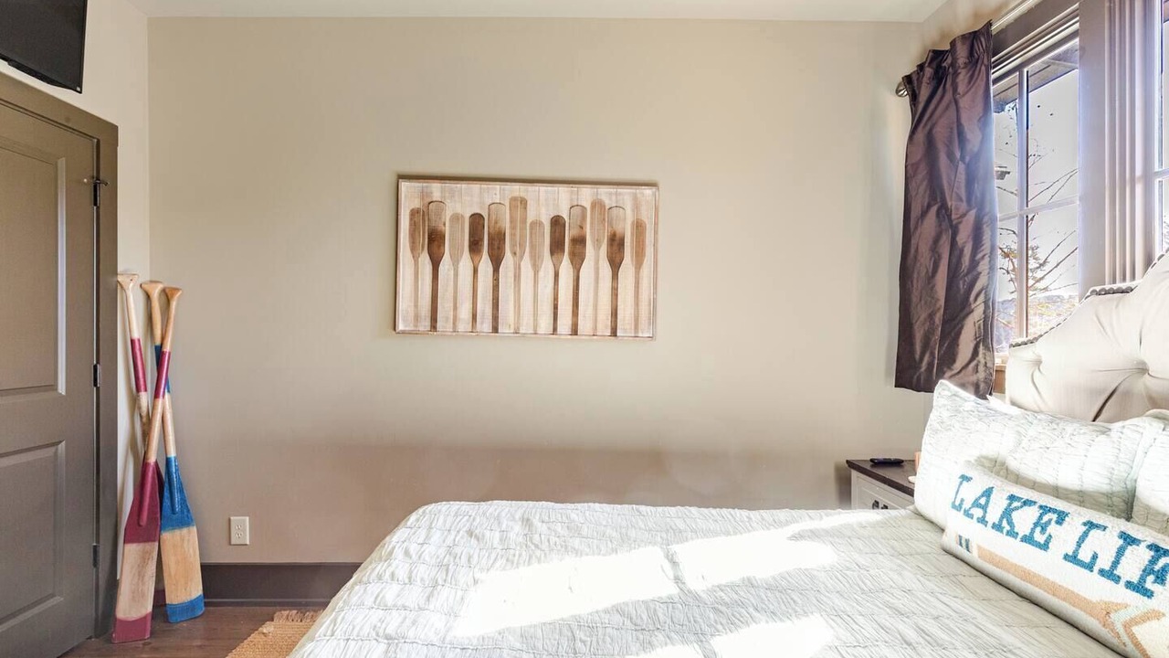 Photo of Bedroom in Logan