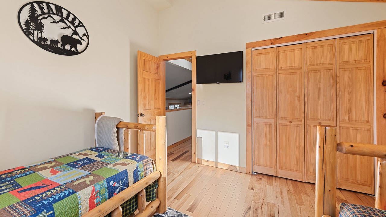 Photo of Bedroom in Waynesville