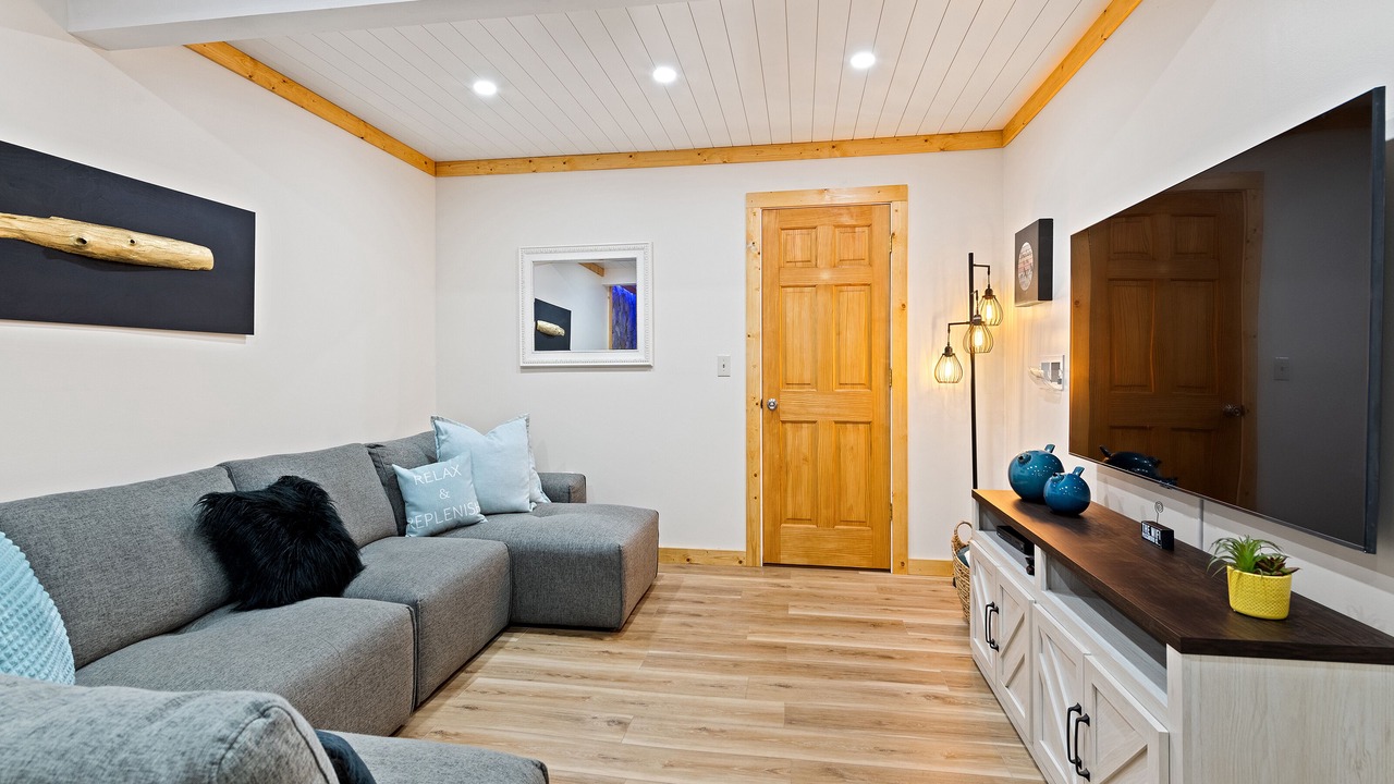 Photo of Livingroom in Waynesville