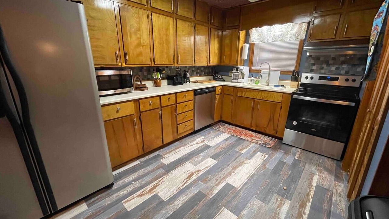 Photo of Kitchen in Guntersville