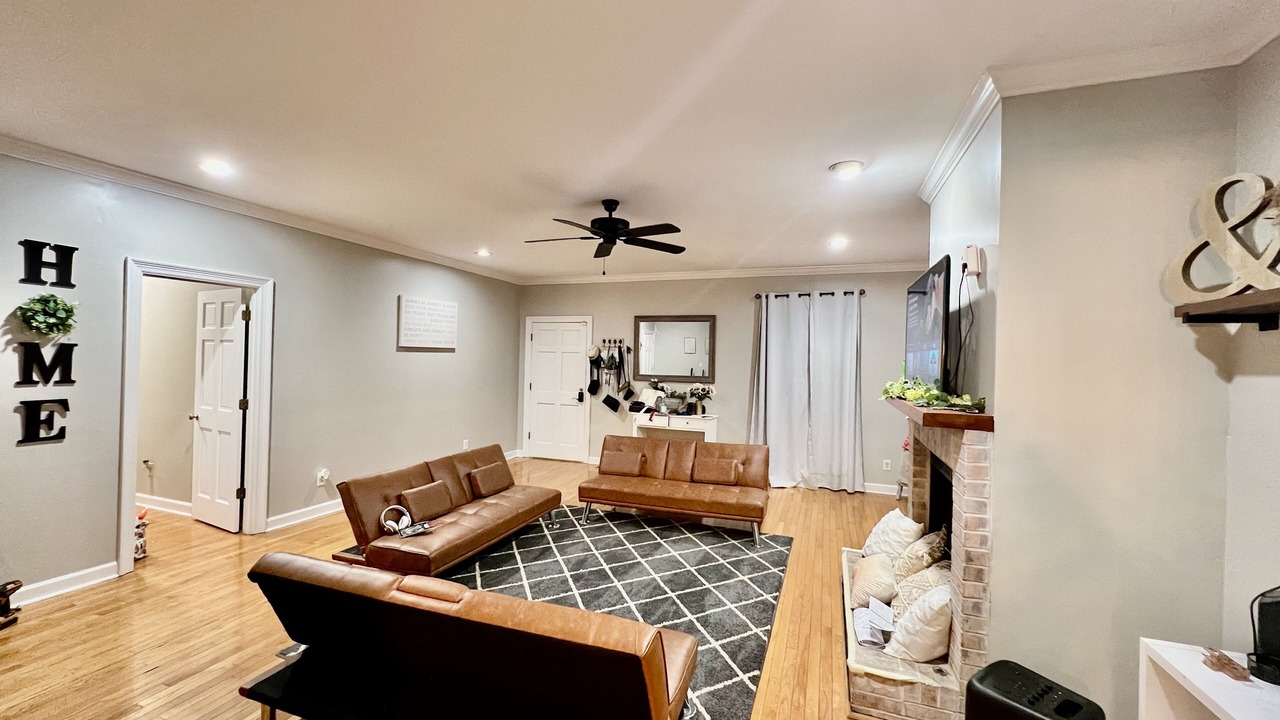 Photo of Livingroom in Macon