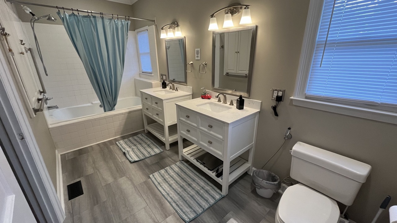 Photo of Bathroom in Macon