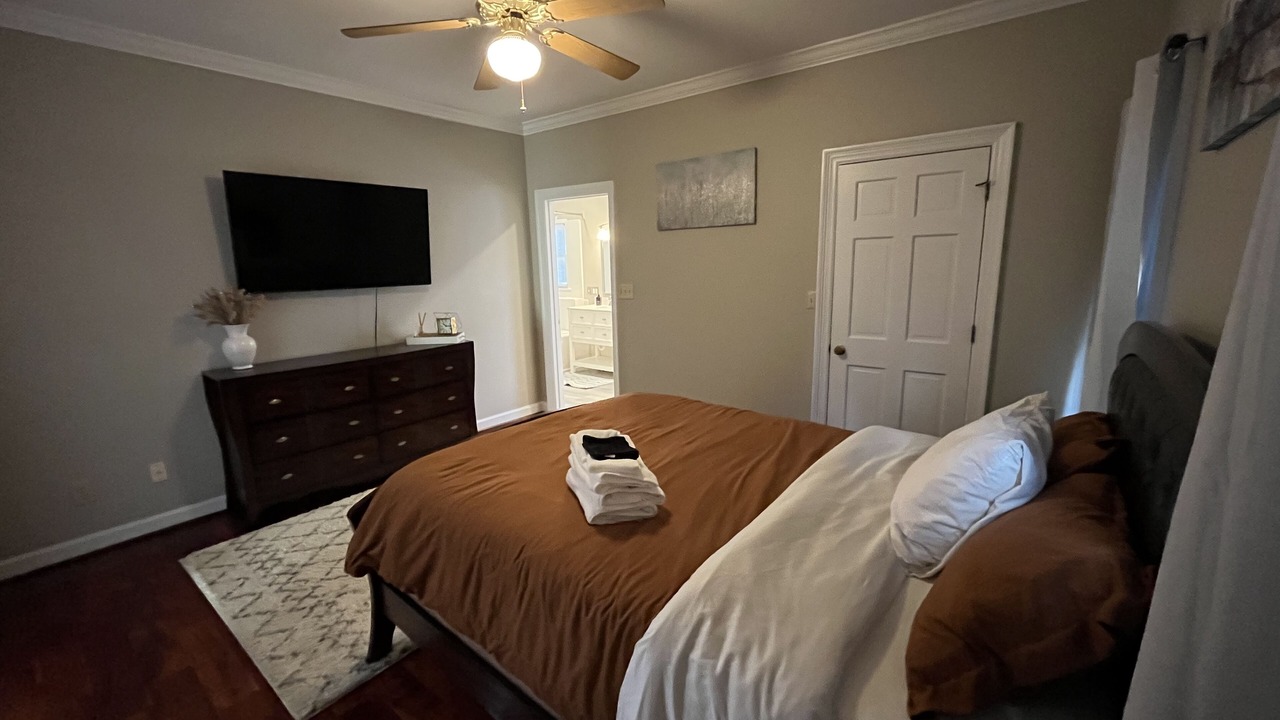 Photo of Bedroom in Macon