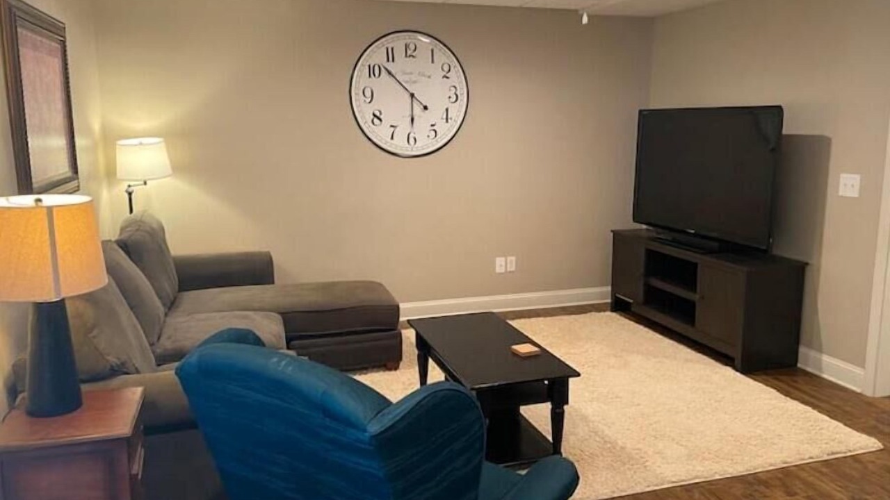Photo of Livingroom in Inman