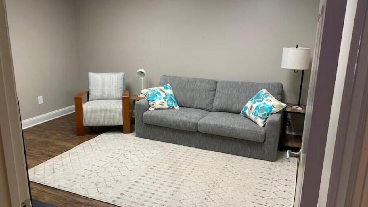 Photo of Livingroom in Inman