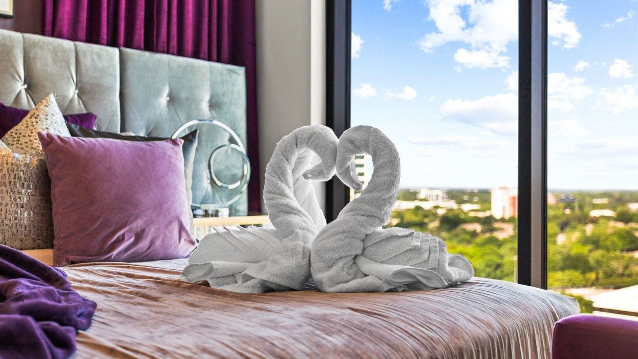 Photo of Bedroom in Peachtree Center
