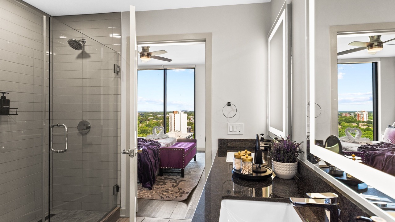 Photo of Bathroom in Peachtree Center