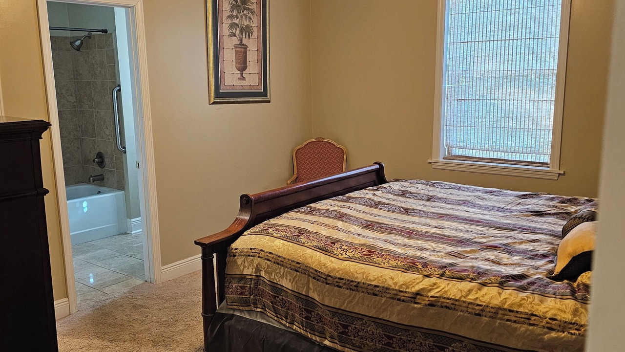 Photo of Bedroom in Waveland