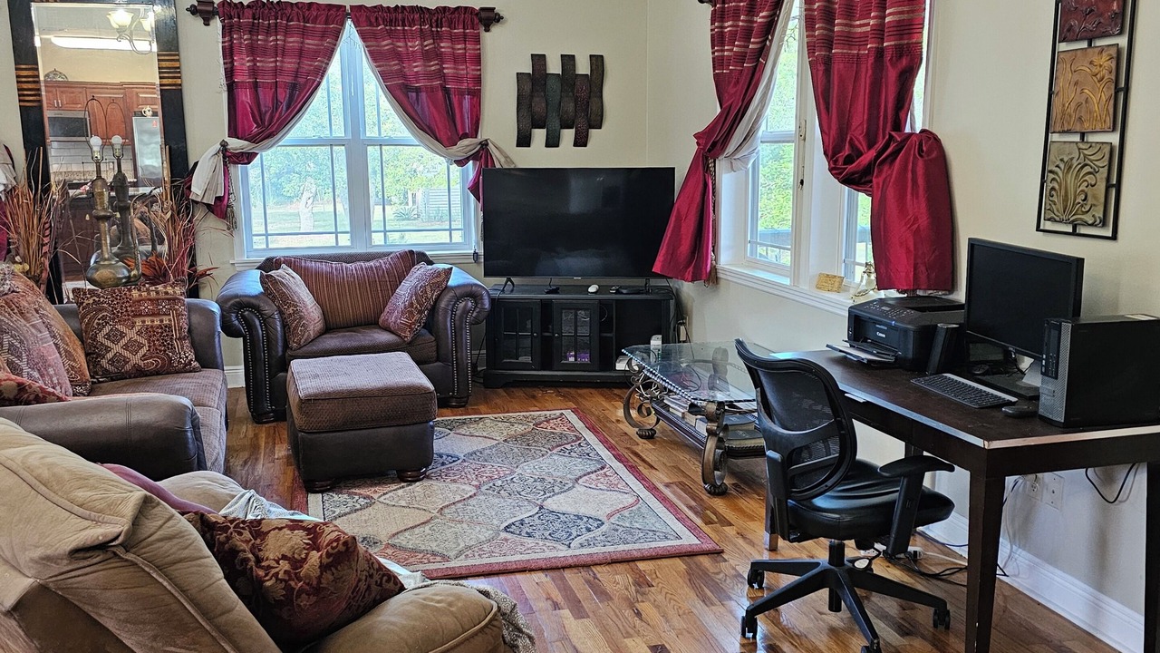 Photo of Livingroom in Waveland