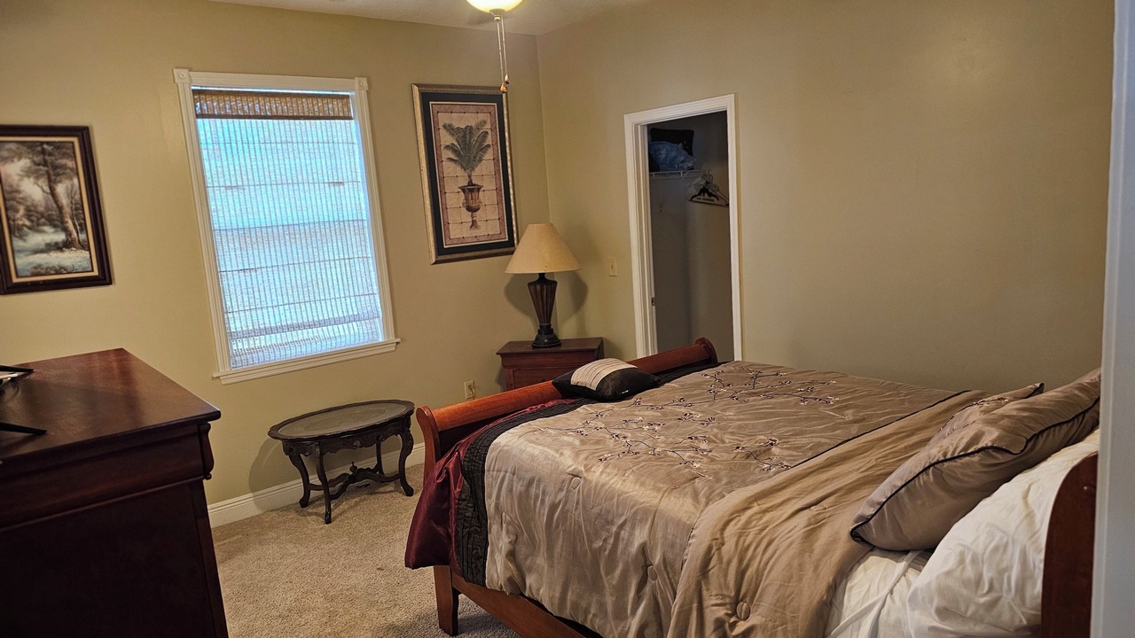 Photo of Bedroom in Waveland