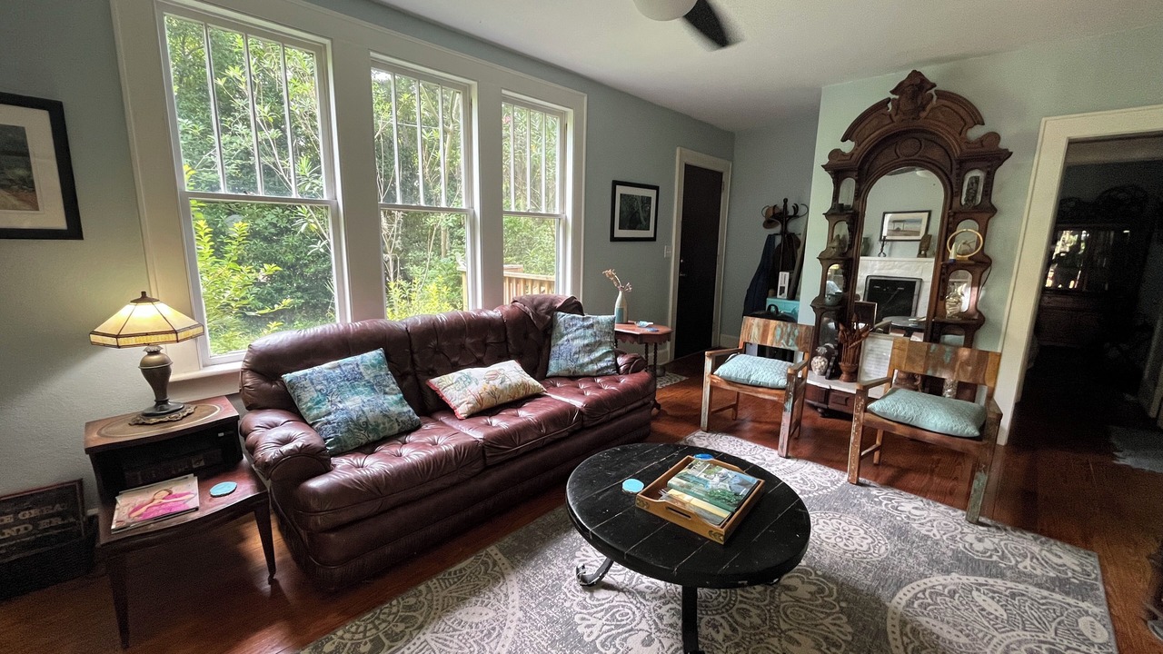 Photo of Livingroom in Savannah