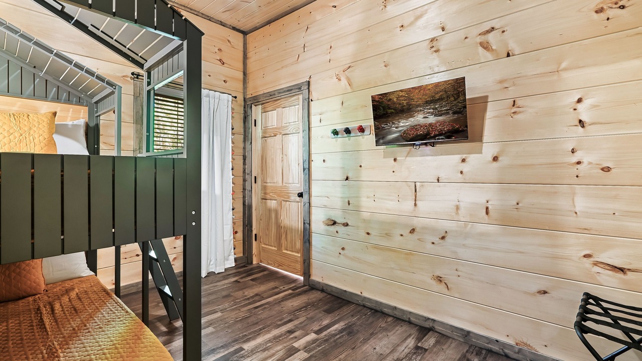 Photo of Bedroom in Sevierville