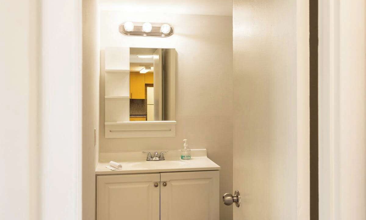 Photo of Bathroom in Eastern Shores