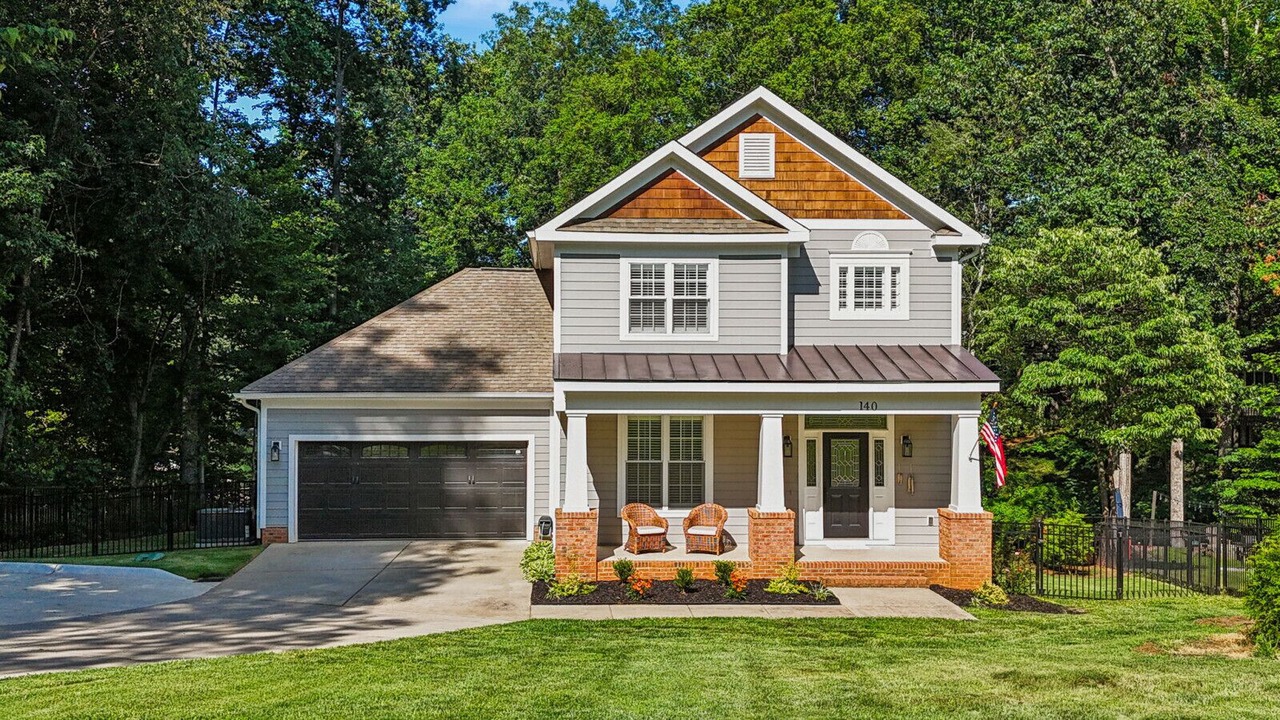 Photo of Outdoor in Mayhew