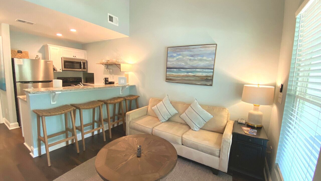Photo of Livingroom in Leesville