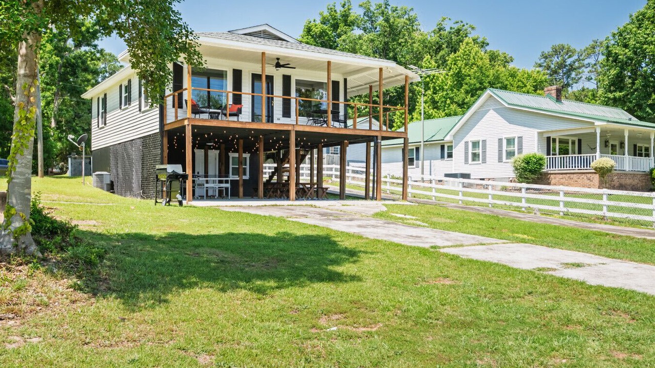 Photo of Outdoor in Prosperity