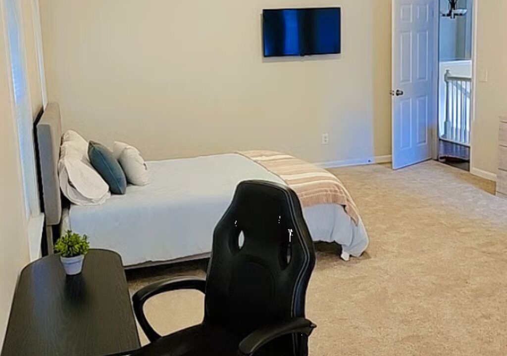 Photo of Bedroom in Newnan