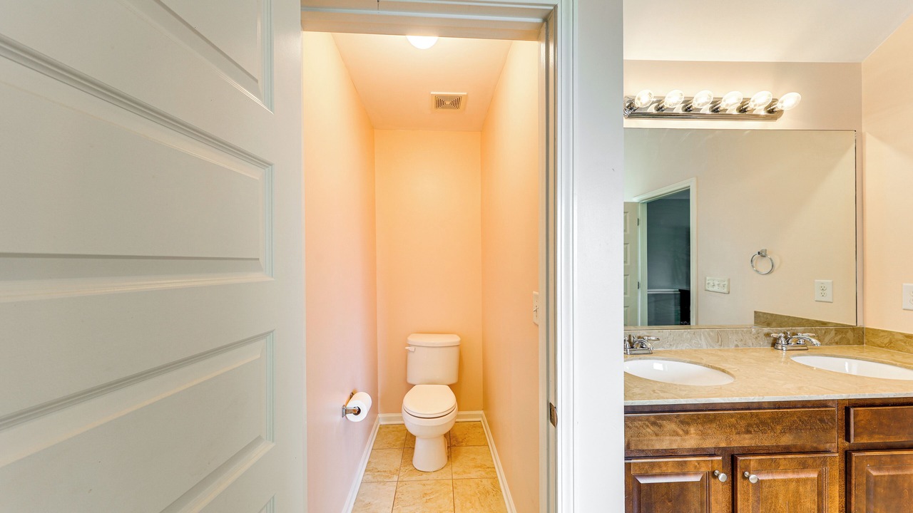 Photo of Bathroom in Graniteville