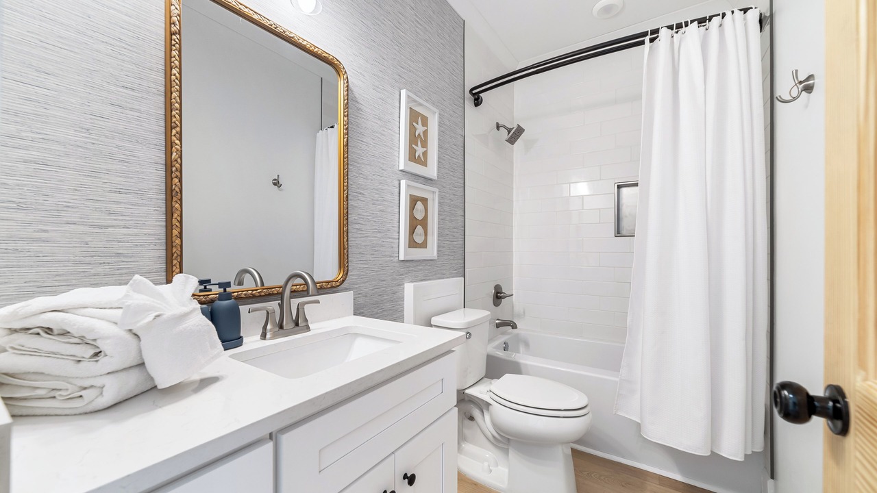 Photo of Bathroom in Ono Island