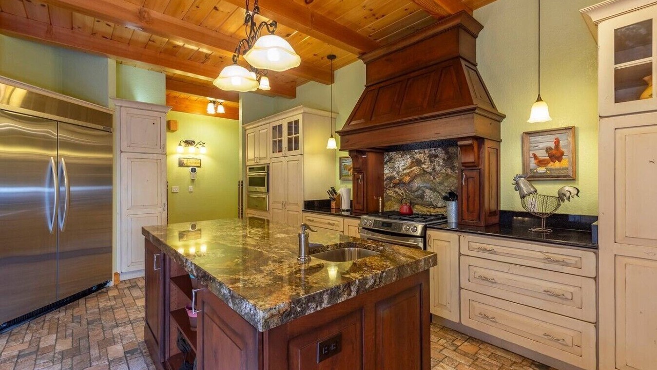 Photo of Kitchen in Burnsville