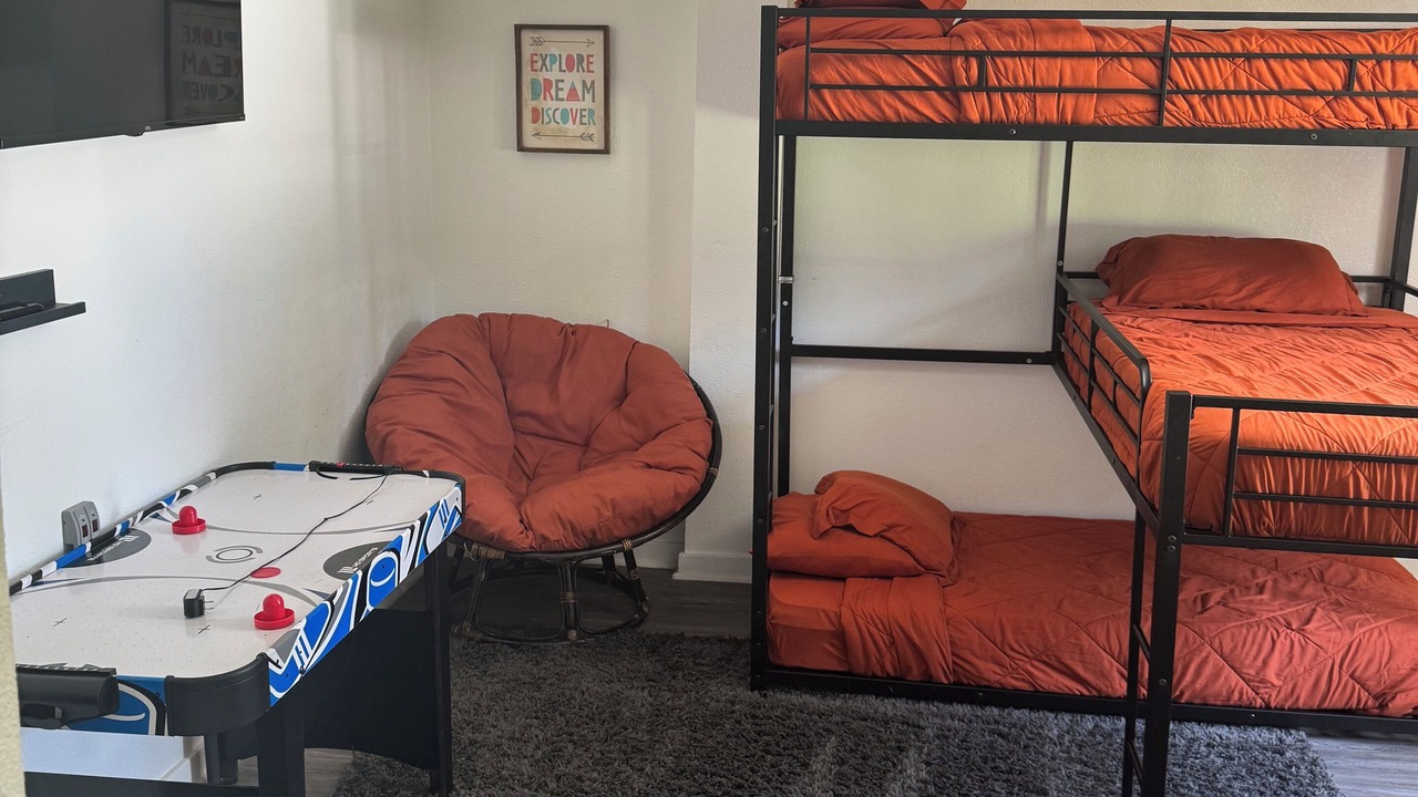 Photo of Bedroom in Cantonment
