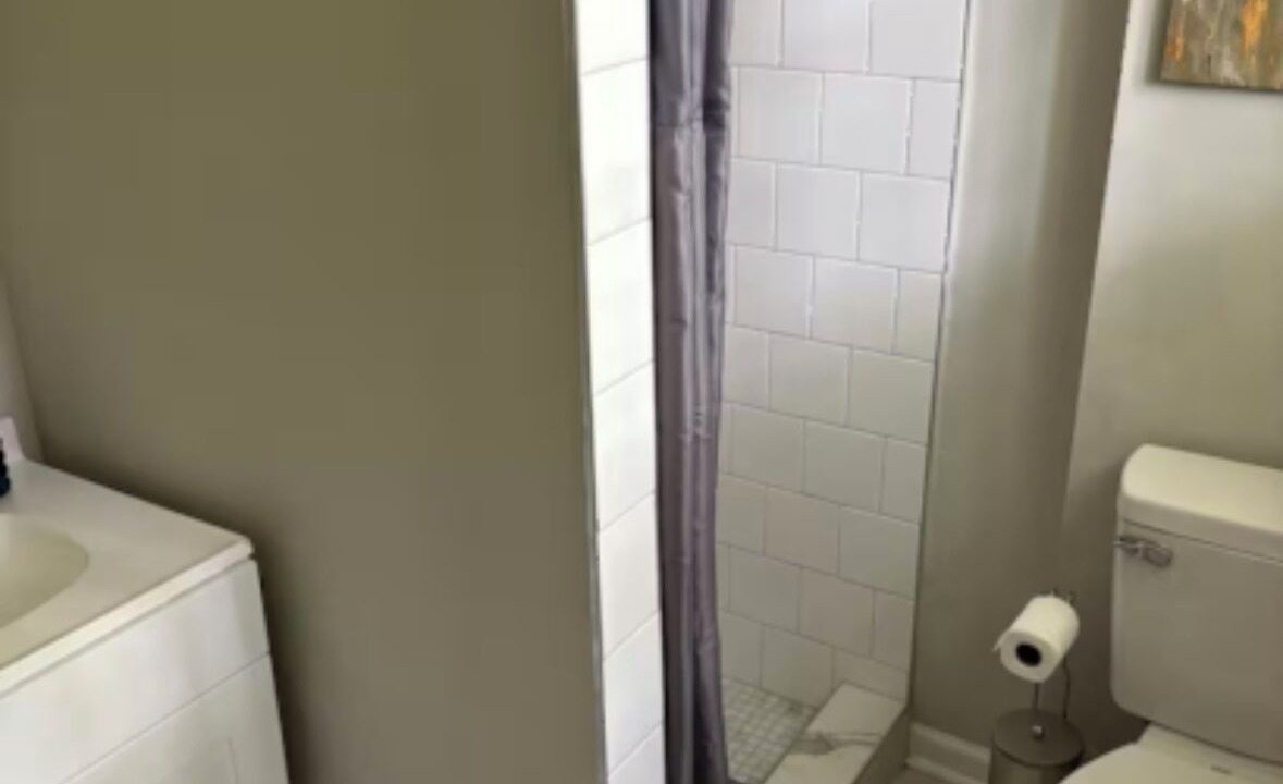 Photo of Bathroom in Grant