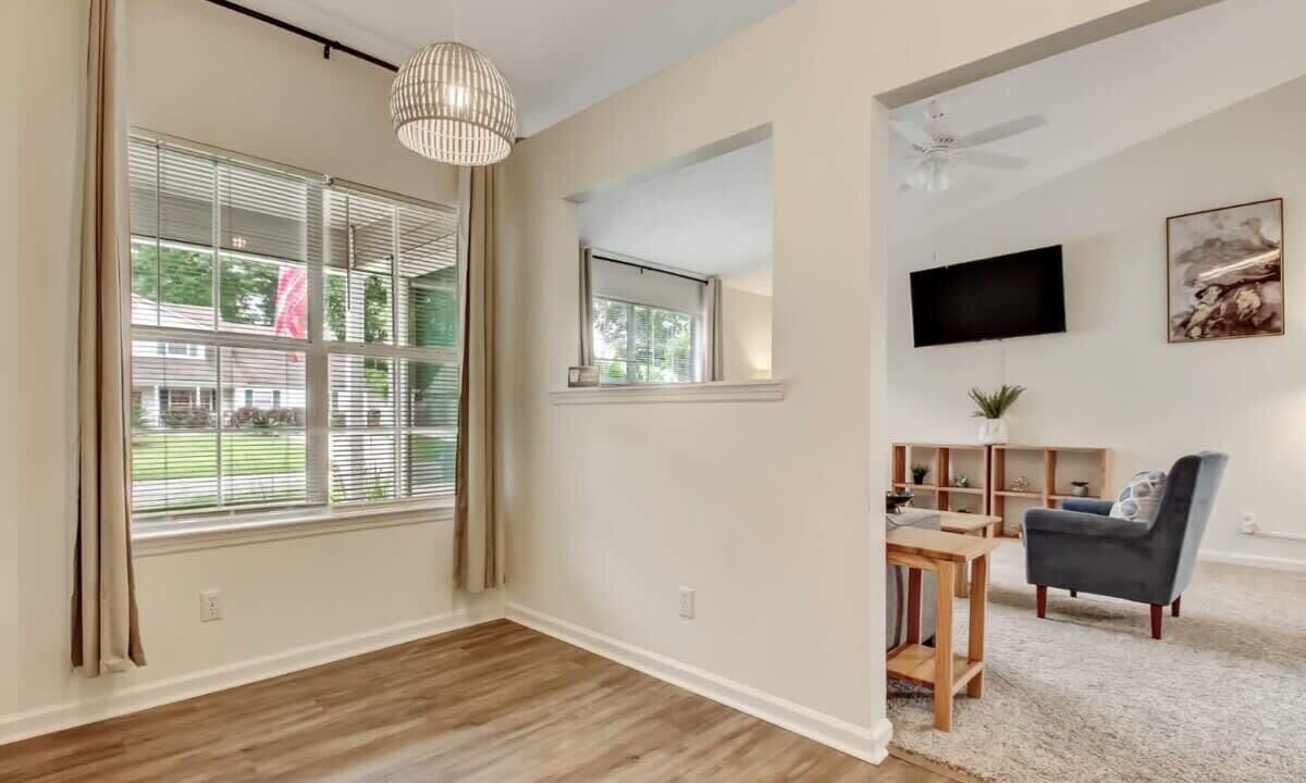 Photo of Livingroom in Savannah