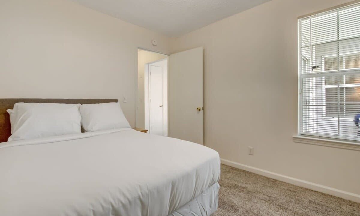 Photo of Bedroom in Savannah