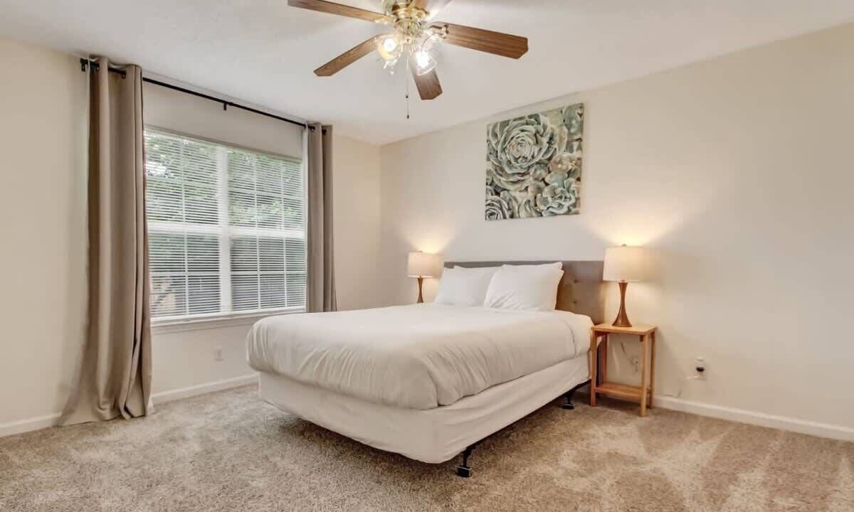 Photo of Bedroom in Savannah