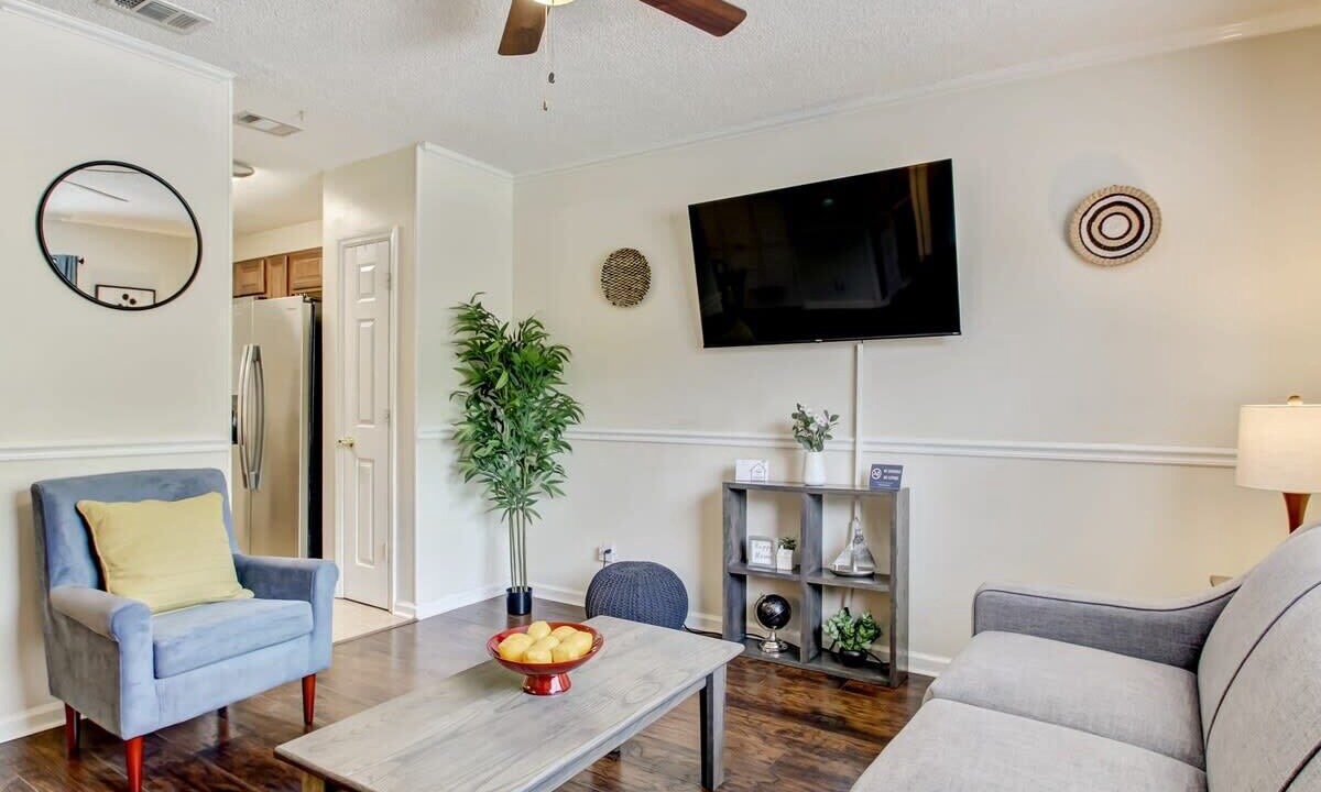 Photo of Livingroom in Savannah