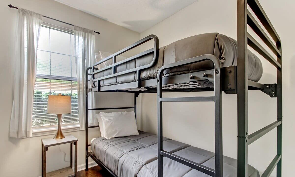 Photo of Bedroom in Savannah