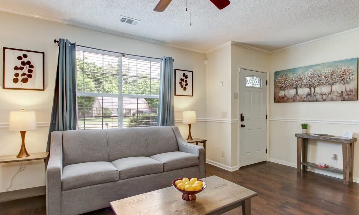 Photo of Livingroom in Savannah