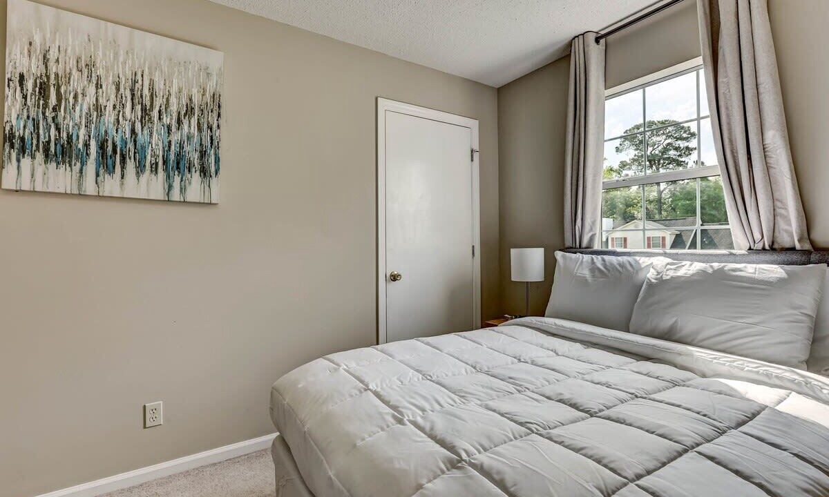 Photo of Bedroom in Savannah