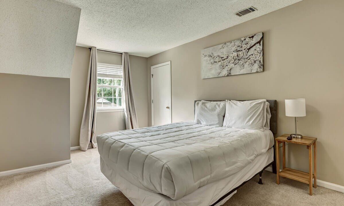 Photo of Bedroom in Savannah