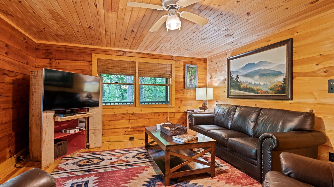 Photo of Livingroom in Waynesville