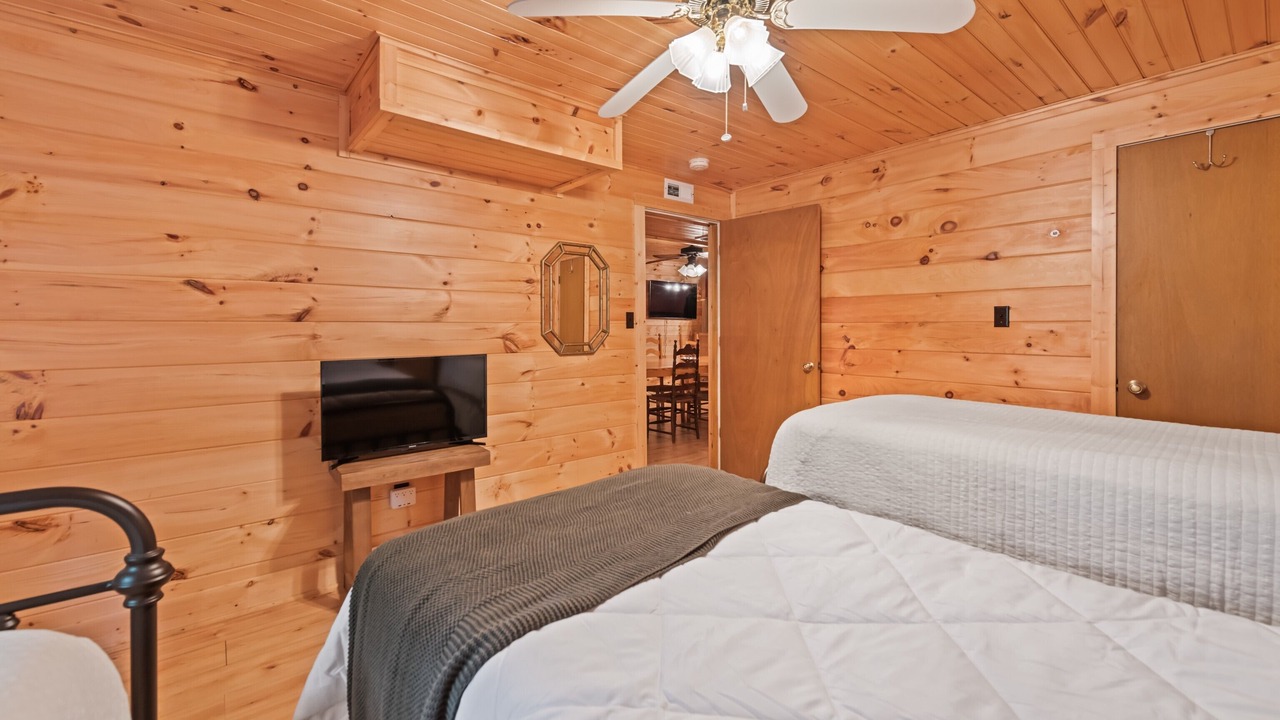 Photo of Bedroom in Waynesville