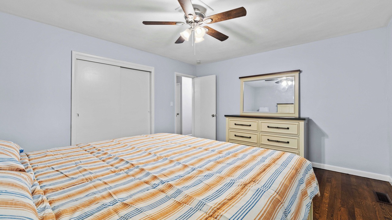 Photo of Bedroom in New London