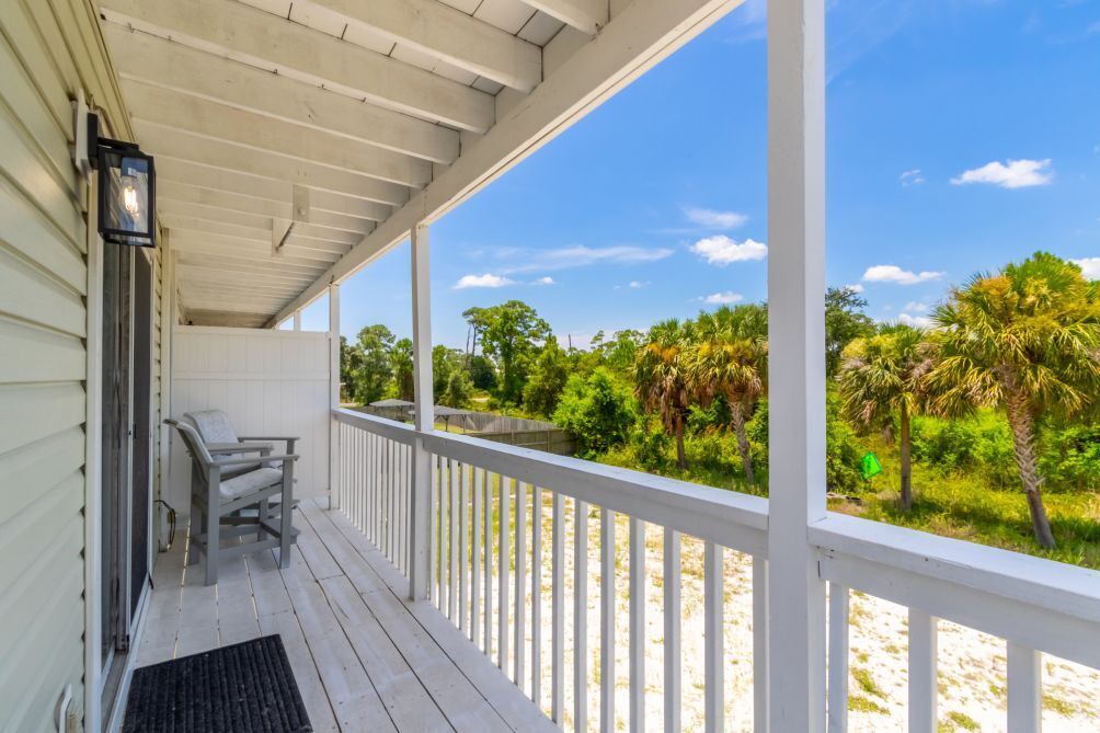 Photo of Patio Balcony in Siguenza Cove