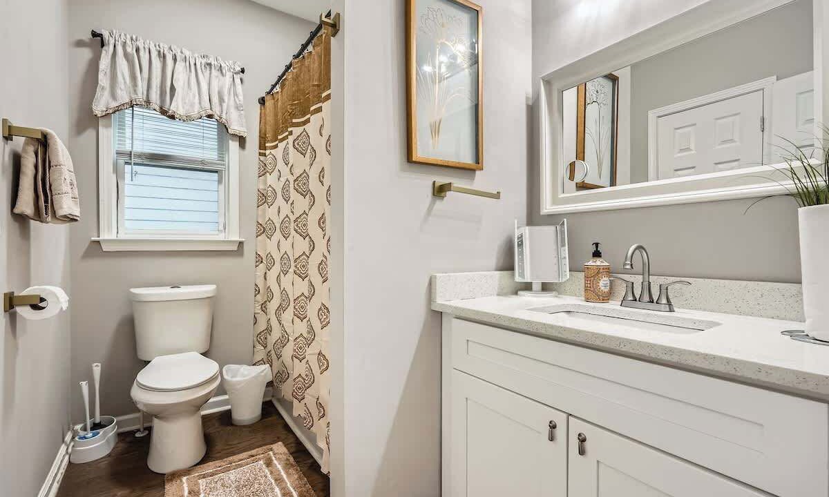 Photo of Bathroom in Pittsburgh