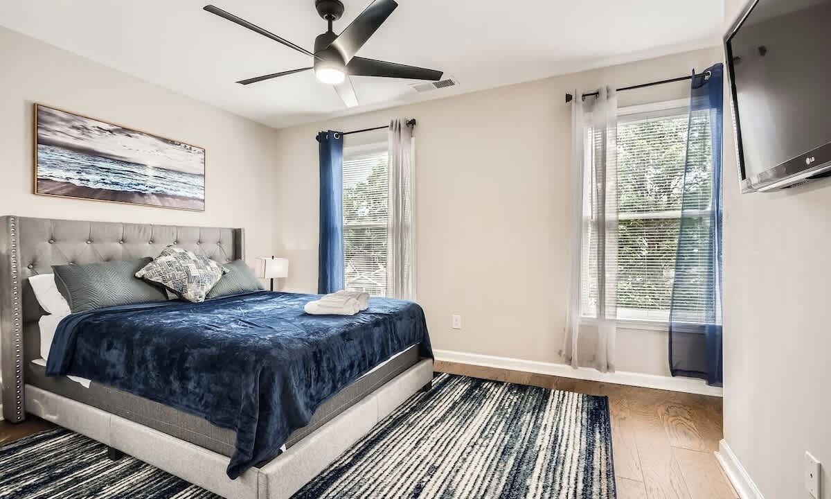 Photo of Bedroom in Pittsburgh
